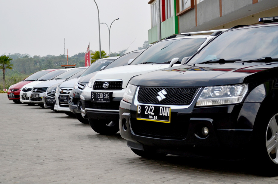Mobil-mobil anggota Shade Auto Club (foto: Handaru Pratomo/KabarOto)