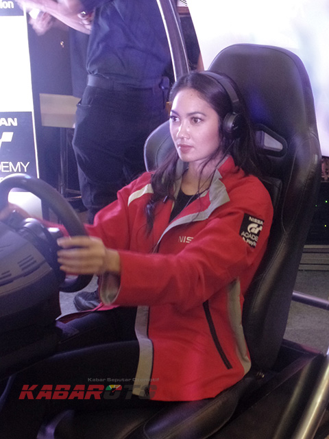 Diandra Gautama Brand Ambassador Nissan GT Academy 2016 ( Foto : Alif Sowandono/KabarOto)