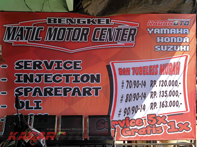 Promo di bengkel MMC (Foto : Yudi Atmajaya/KabarOto) 