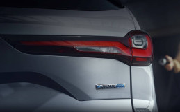 Mazda CX-90 PHEV Siap Melenggang di 2024