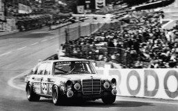Cerita Setengah Abad Keberhasilan Mercedes AMG 