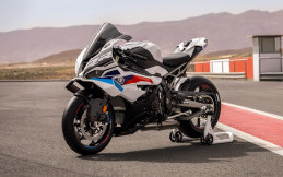 BMW S 1000 RR Anyar Dibanderol Rp1,2 Miliar, Intip Kebaruannya