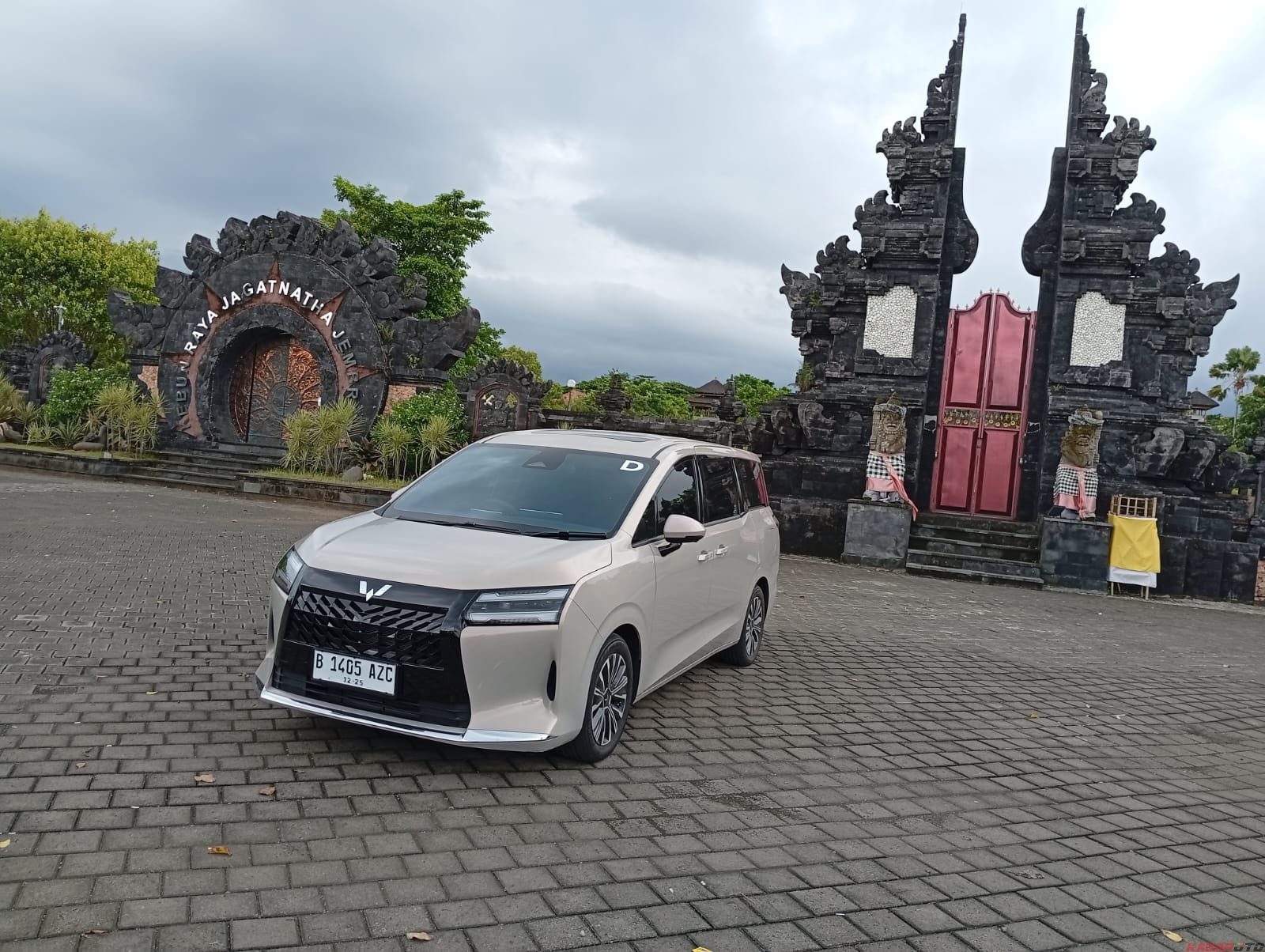 Pilihan Mobil Hybrid HEV dan PHEV 2025