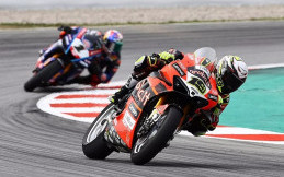 Hasil Race 2 WSBK Portugal 2022 : Alvaro Bautista Kalahkan Toprak Razgatlioglu 