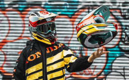 Baju Motocross Supreme Ala Hypebeast