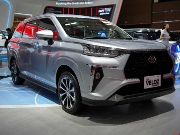 Jangan Salah Pilih, Kenali Perbedaan Sistem Kerja Mobil Hybrid Biasa dan PHEV