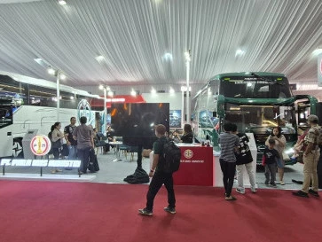 Tampil Perdana di GIIAS 2026, Karoseri Piala Mas Bawa Bus Kabin Mewah