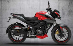 Bajaj Kembangkan Fulsar dengan Mesin 250 CC