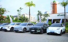 Geely Rayakan Hari Kartini, Siap Perluas Jaringan ke 80 Diler