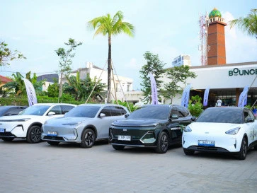 Geely Rayakan Hari Kartini, Siap Perluas Jaringan ke 80 Diler