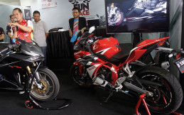 Ahmad Jayadi Senang Kendarai All New Honda CBR250RR