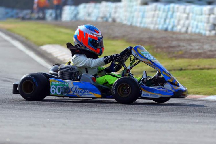 Pebalap Gokart Berusia 7 Tahun Sukses Kibarkan Bendera Merah Putih di Malaysia
