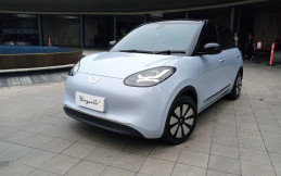 Kaleidoskop Mobil Listrik Meluncur di Indonesia Tahun 2023