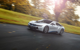 Test Drive BMW i8 Coupe, Sebuah Sport Car yang Nikmat!