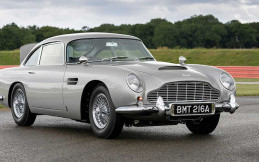 Mobil Klasik Ikonik Aston Martin DB5 Goldfinger Bakal Diproduksi Terbatas