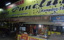 Saung Punclut, Tempat Makan Khas Sunda dengan Rasa Istimewa