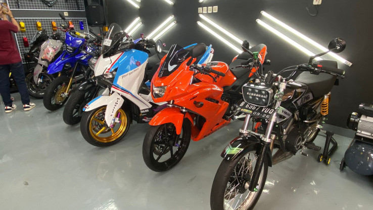 Daftar Harga Cuci Motor Premium di Panca Garage Milik Wika Salim