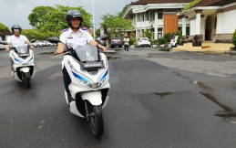 Astra Honda Motor Serahkan 20 PCX Electric untuk KTT G20 Bali