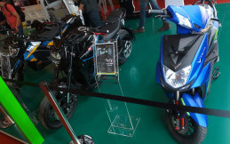 Dari Skuter Sampai Sport, Ini Deretan Sepeda Motor Listrik di IIMS 2022