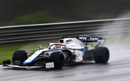 George Russel Gantikan Lewis Hamilton Geber Mercedes
