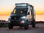 Mercedes-Benz Sprinter Mojave Buatan Rogue Van Company Harganya Rp8,3 Miliaran, Kabinnya Mirip Hotel