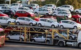 Penjualan Mobil Tahun 2018 Diprediksi Tembus 1,2 Juta Unit