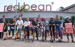 Keliling Alam Sutera Pakai E-Scooter Gowes, Cuma 20 Ribu Sob