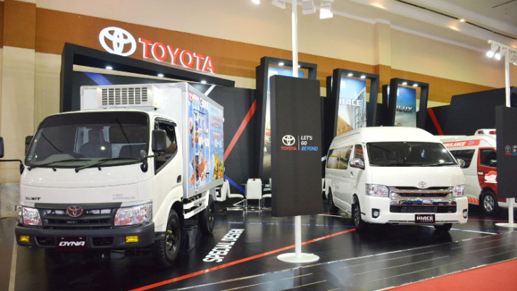 Toyota Pamerkan 4 Kendaraan Komersial di GIIComvec 2018