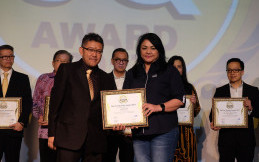 Kemudahan Layanan Garda Oto Raih Service Quality Award