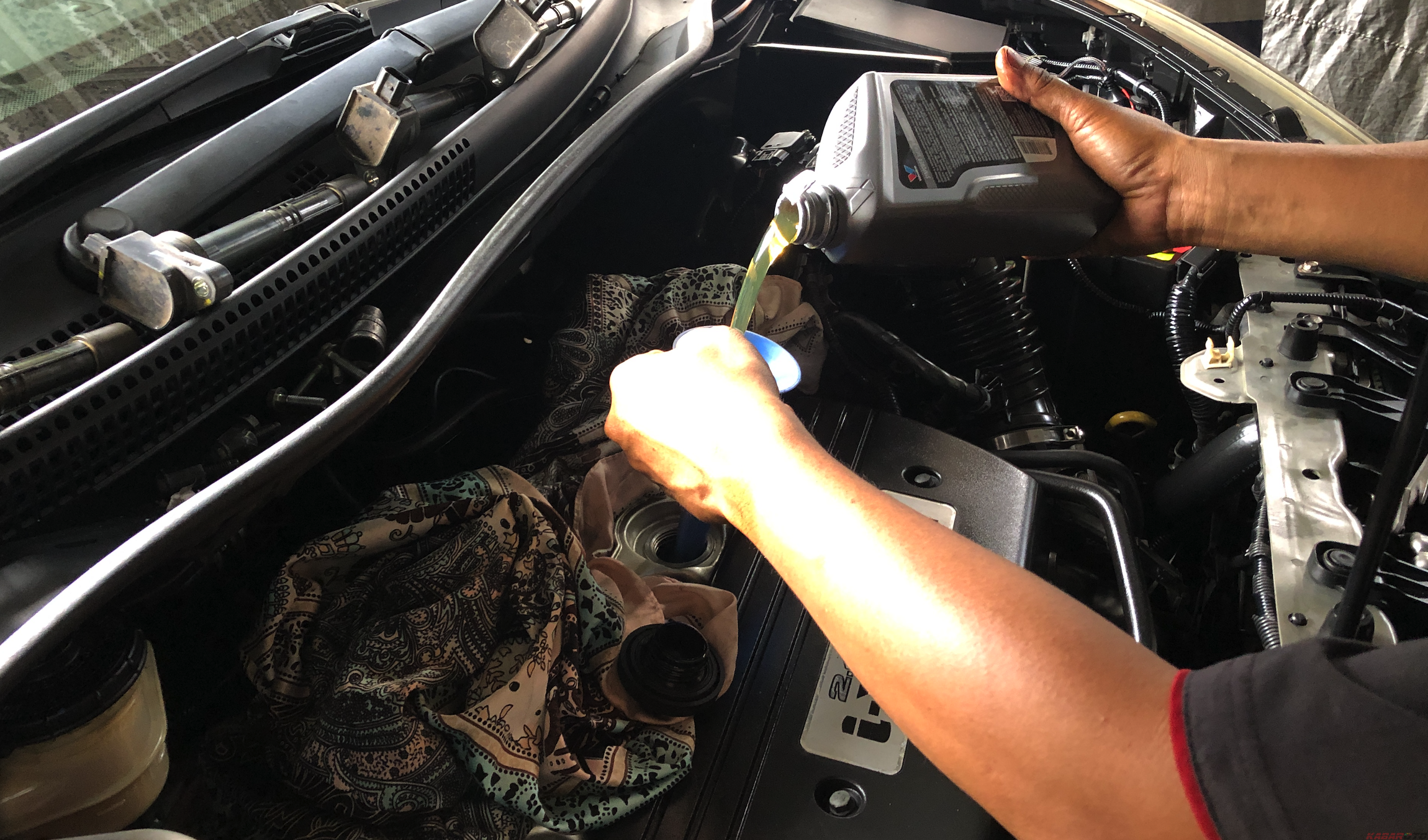 Perbedaan Oli Mesin API SP dengan API SN, Mana yang Lebih Cocok untuk Mobil Modern?