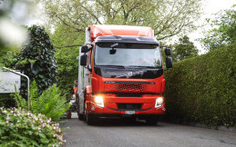 Truk Listrik Volvo Tempuh Jarak Lebih dari 250 Juta Km, Setara Keliling Dunia 6.200 Kali!