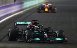 Double Podium di Arab Saudi Buat Mercedes AMG Petronas Semakin Jauhi Red Bull Racing