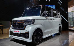 Dreams Cafe by Honda Tampilkan Honda N-Box