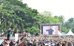 Pesan Singkat Jokowi untuk Pengendara Motor