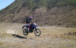 Perhatikan Ini Sebelum Kendarai Motor Trail di Jalur Off-road