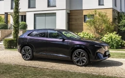 SUV Listrik Mazda CX-6e Dibanderol Mulai Rp881 Jutaan, Berdaya Jelajah 483 Km