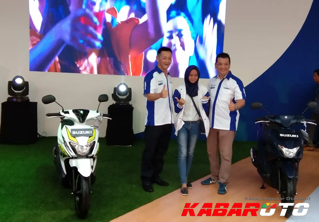 Siswi Kelas 2 SMK ini Jadi Konsumen Pertama Suzuki Nex II