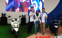 Siswi Kelas 2 SMK ini Jadi Konsumen Pertama Suzuki Nex II