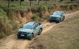 Simak Komparasi Fitur Ford Ranger dan Everest Tipe Platinum Ini