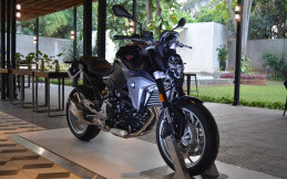  Dibekali Fitur Canggih, Ini Harga BMW F 900 R