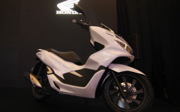 Tampilan Mewah All New Honda PCX 
