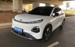 First Drive Changan Nevo Q05: Kombinasi Nyaman, Efisien, dan Ramah untuk Pemula
