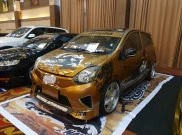 Puluhan Mobil Daihatsu Modifikasi Tampil di Kota Medan