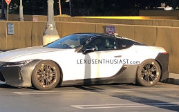 Prototipe Lexus LC F  Kedapatan Uji Coba di California