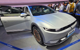 Mulai Tahun 2027, Gagang Pintu Elektrik pada Mobil Tidak Boleh Digunakan