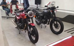Wow...Harga Viar Vintech 250 Siap Goyang Kawasaki W175
