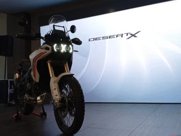 Galeri Ducati DesertX V2 yang Resmi Hadir di Indonesia