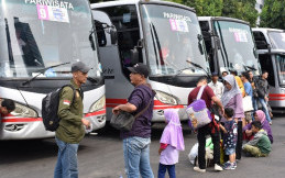 Wahana Honda Berangkatkan1.400 pemudik dengan 24 Bus