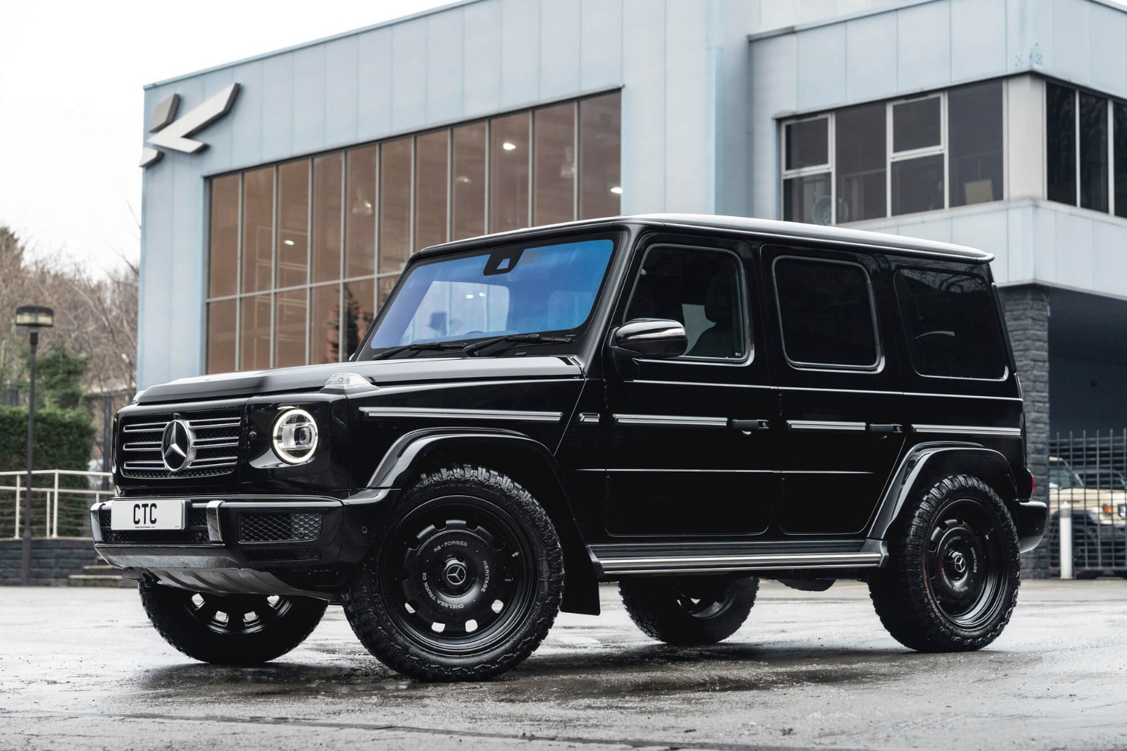 Gagah, Pelek Chelsea Truck Company Heritage Mercedes-Benz G-Wagon