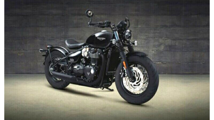 Triumph Bonneville Bobber 2018 Makin Seram dengan Warna Hitam
